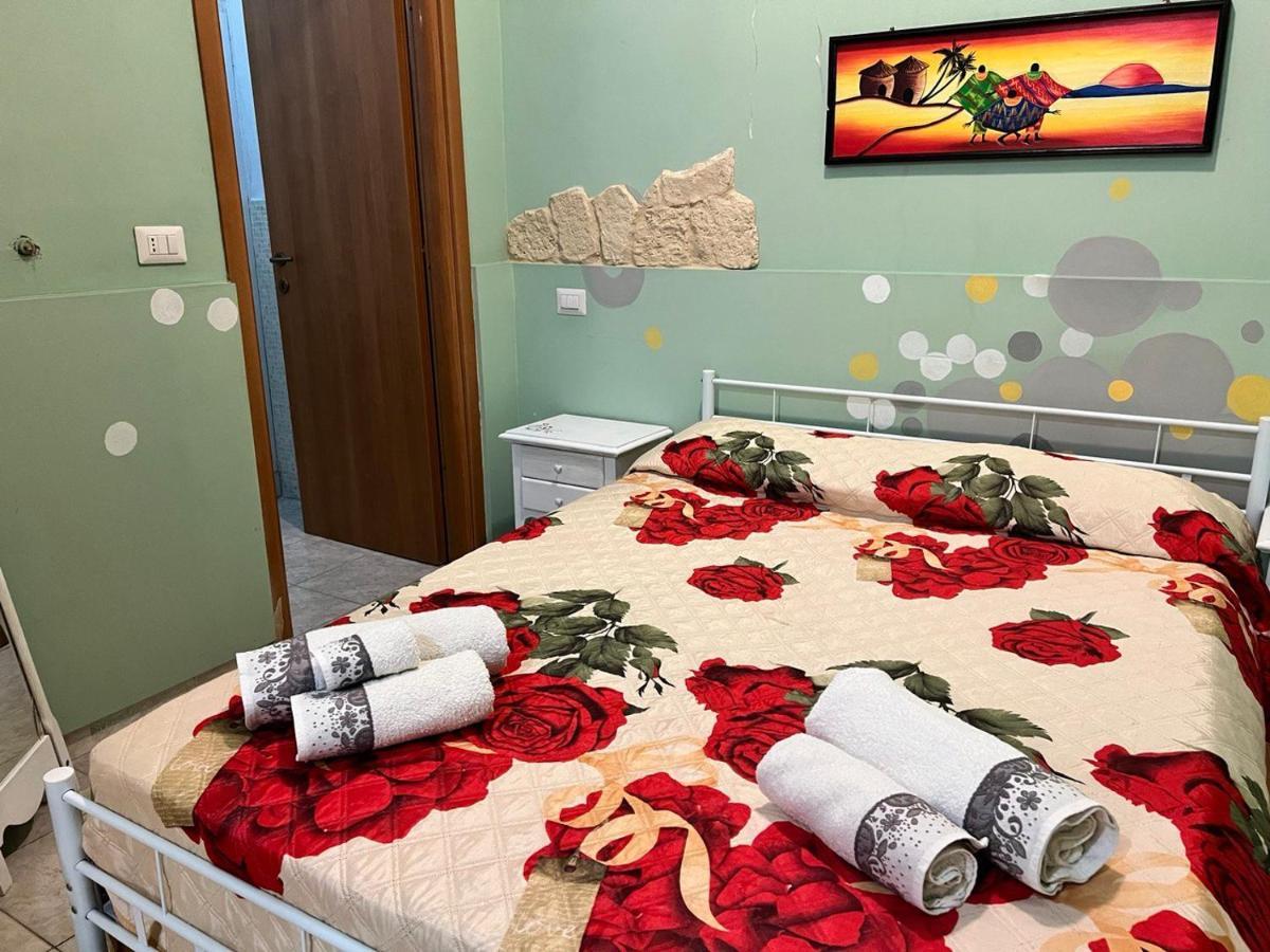 Myhouse 3 - Punto Di Arrivo - Aereoporto A 7 Minuti Lägenhet Catania Exteriör bild